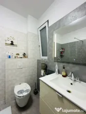 Apartament 3 camere, decomandat, etaj 1, 2 locuri de parcare 