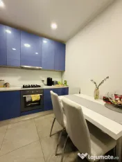 Apartament 3 camere, decomandat, etaj 1, 2 locuri de parcare 