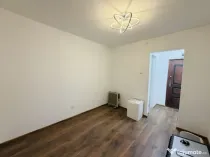 Garsoniera de 14mp, la etaj 4, in zona Fratelia