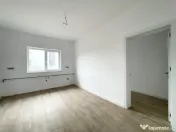 Duplex cu 4 camere despartit prin spatiu tehnic- Mosnita Vec