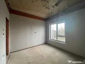 Duplex 4 camere despartit prin camera tehnica Calea Medves M 