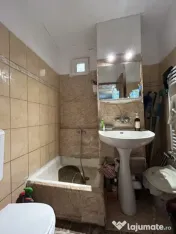 Apartament 4 camere, decomandat, etajul 1, 2 bai, zona Steau