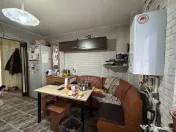 Apartament 4 camere, decomandat, etajul 1, 2 bai, zona Steau