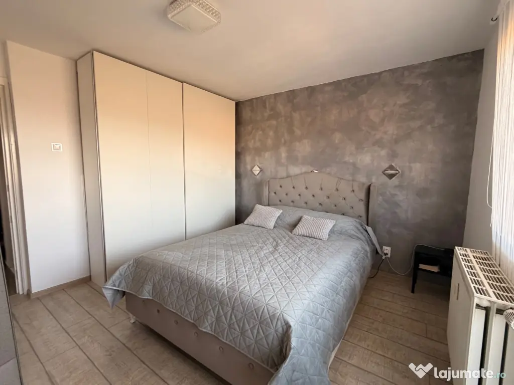 Codlea | 3 camere, 82 mp, 2 băi | Curte comuna | Renovat | Proprietar Comision 0