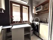 Apartament cu 3 camere de vanzare in cartierul Intre Lacuri