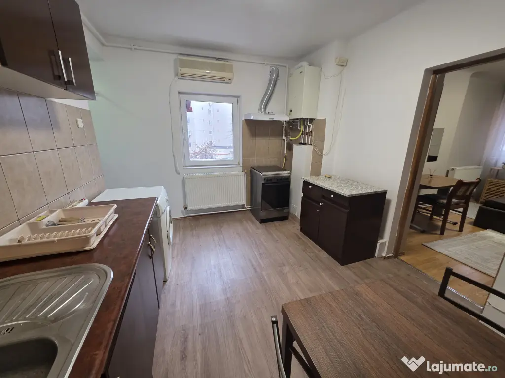 Apartament 3 camere,Uranus