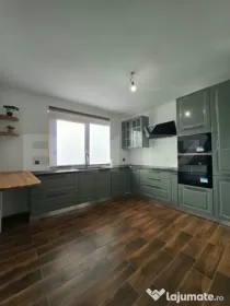 Casă de vânzare, 155 mp, zona Centrală - Săulești