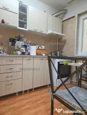 Vanzare apartament 3 camere Brâncoveanu etaj 3/10 