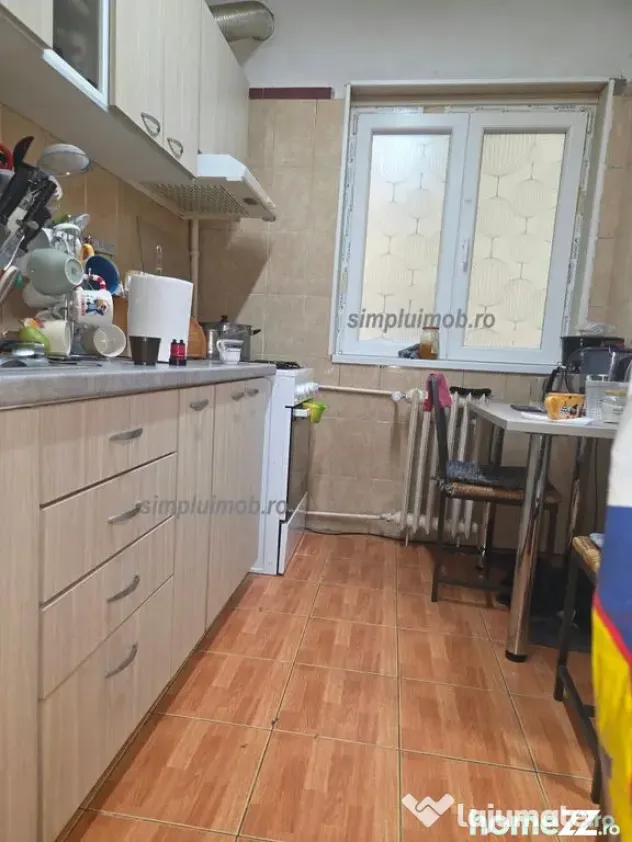 Vanzare apartament 3 camere Brâncoveanu etaj 3/10 - Bucuresti (Bucuresti-Ilfov)