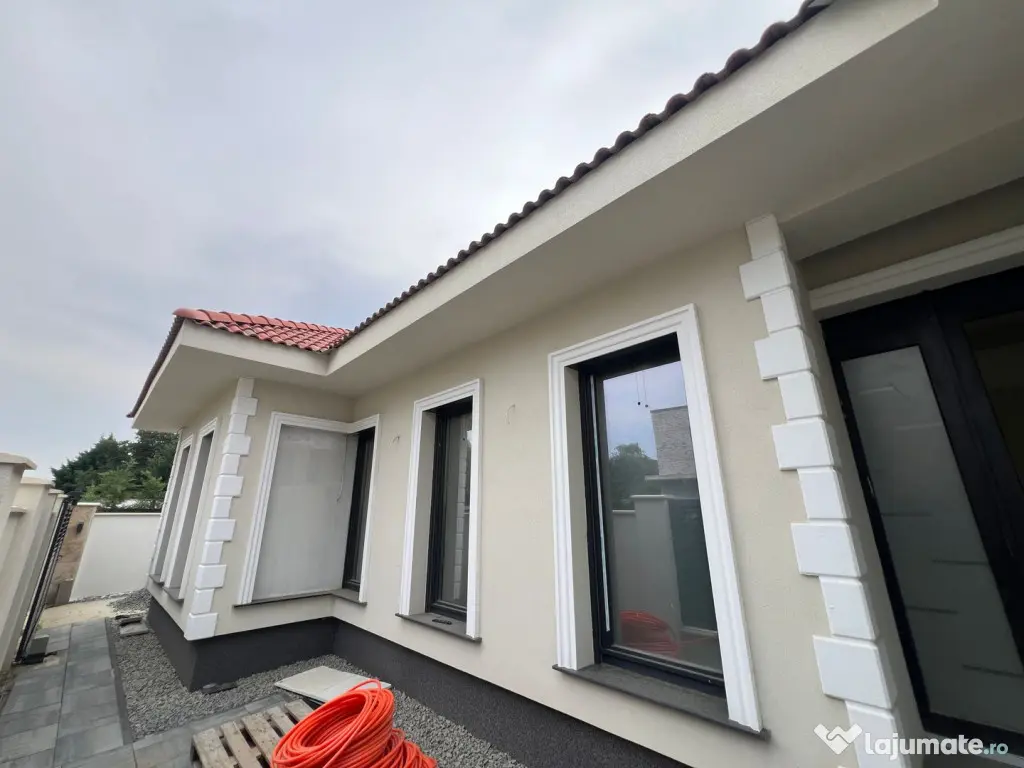 Casă individuală 4 camere | Garaj | Casă de oaspeți | Br - Timisoara (Timis)