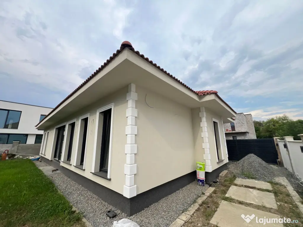 Casă individuală 4 camere | Garaj | Casă de oaspeți | Br - Timisoara (Timis)