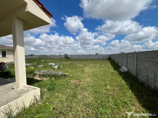 Duplex 4 camere cu etaj | 2 bai | Giroc - Giroc (Timis)