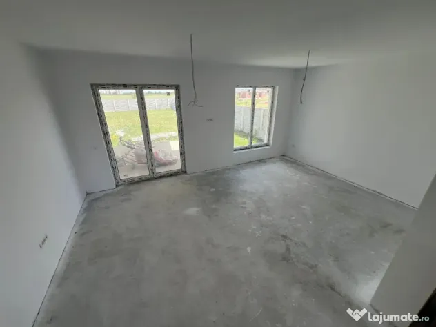 Duplex 4 camere cu etaj | 2 bai | Giroc - Giroc (Timis)