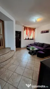Casa individuala cu 4 camere si 2 bai, aproape de Iulius Mal