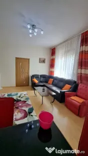Casa individuala cu 4 camere si 2 bai, aproape de Iulius Mal