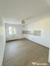 Duplex cu 130 mp utili și curte generoasă, în Dumbrăviț 