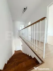 Duplex cu 130 mp utili și curte generoasă, în Dumbrăviț 