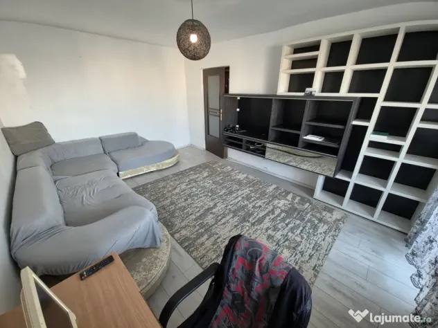 Tomis 3 apartament 3 camere decomandat Bd. Tomis - Constanta (Constanta)