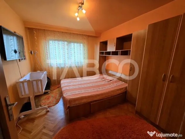 Apartament decomandat de vanzare etaj intermediar lift Vasil - Sibiu (Sibiu)