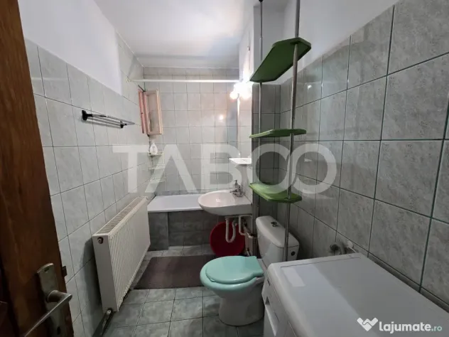 Apartament decomandat de vanzare etaj intermediar lift Vasil - Sibiu (Sibiu)
