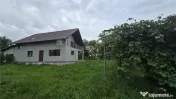Cas#259; nou#259; de v#226;nzare #238;n Mitocu Dragomirnei, 