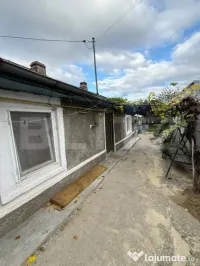 Casă de vânzare, 232 mp, zona Parc CFR
