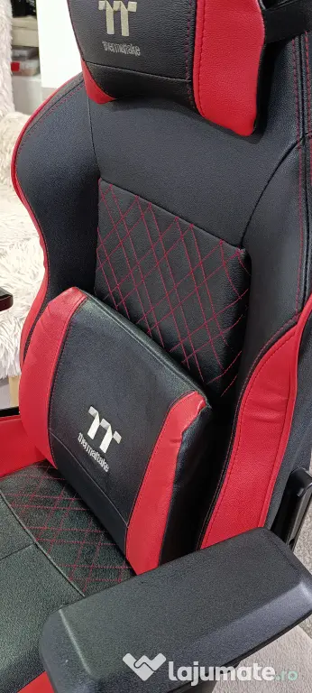 Scaun de gaming Thermaltake Tt eSPORTS U Comfort culoare negru cu roșu