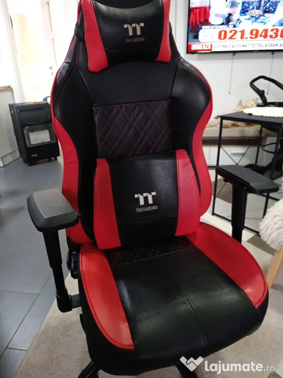 Scaun de gaming Thermaltake Tt eSPORTS U Comfort culoare negru cu roșu