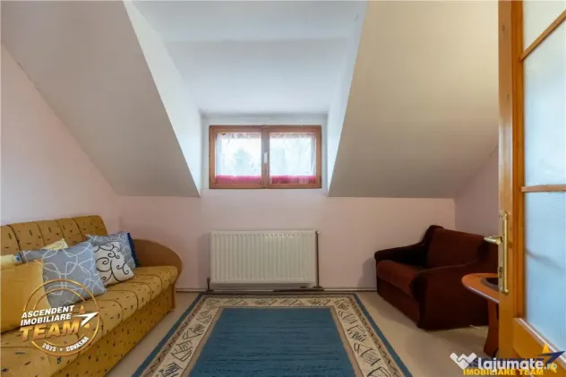 Vila familiala P M. domeniu de 2.661mp, livada, terasa incal - Brasov (Brasov)