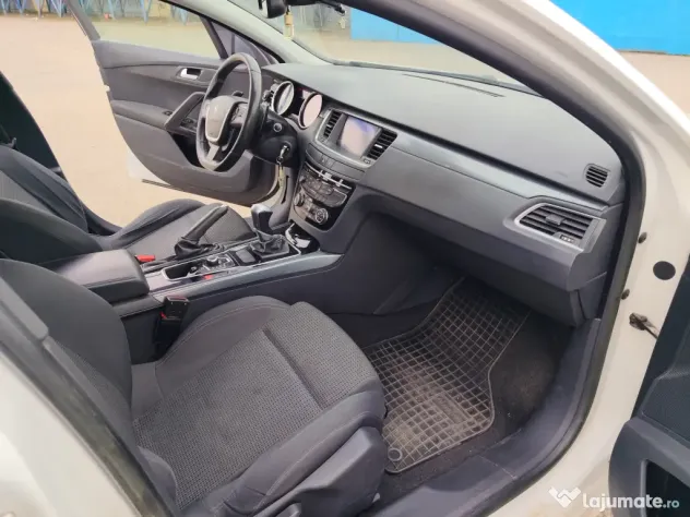 Vând Peugeot 508
