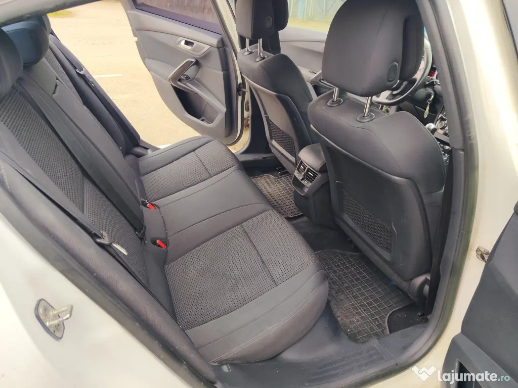 Vând Peugeot 508