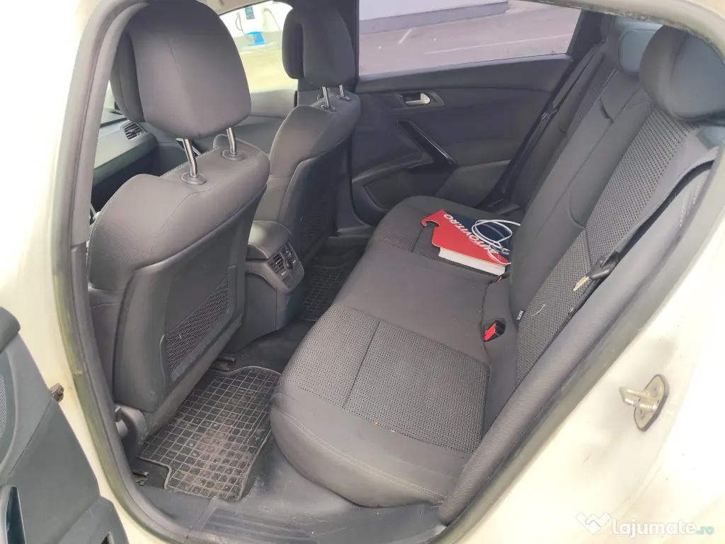 Vând Peugeot 508