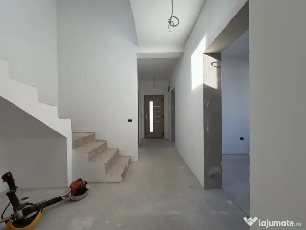 COMISION 0 | Casa individuala | Toate utilitatile | Curte ge - Sacalaz (Timis)
