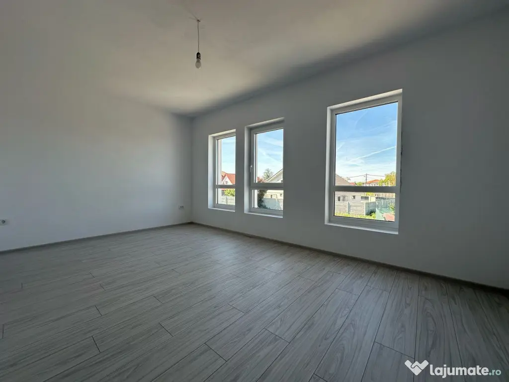 Duplex | Parter + Etaj | Toate utilitatile | Curte generoasa - Sacalaz (Timis)