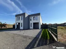 Duplex | Parter + Etaj | Toate utilitatile | Curte generoasa