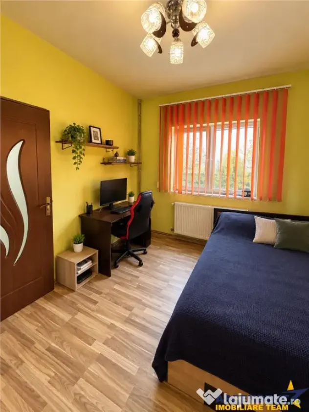 Casa 4 camere,farmec autentic,echipata, mansarda,curte relax - Santana De Mures (Mures)