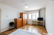 Gorjului - Garsoniera, decomandata, 35mp, c-tie 1979, bloc mixt, reabilitat, S-V 