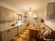 Apartament 3 camere 81 mp Podu de Fier 