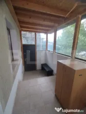 Apartament 3 camere 81 mp Podu de Fier 