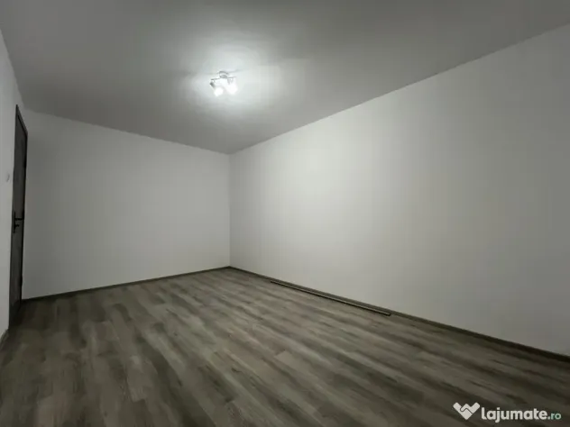 Garsoniera 22 mp, parter, renovata, bucatarie separata - Bu - Timisoara (Timis)