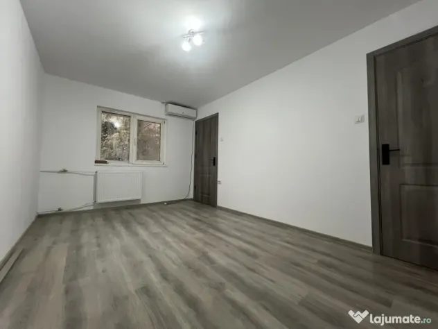 Garsoniera 22 mp, parter, renovata, bucatarie separata - Bu - Timisoara (Timis)