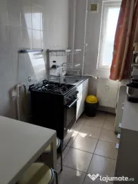 Apartament 2 camere renovat cu termoteca cu termoteca Intim 