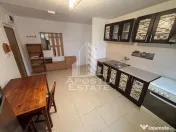 Apartament cu 2 camere, semidecomandat, zona Lipovei 