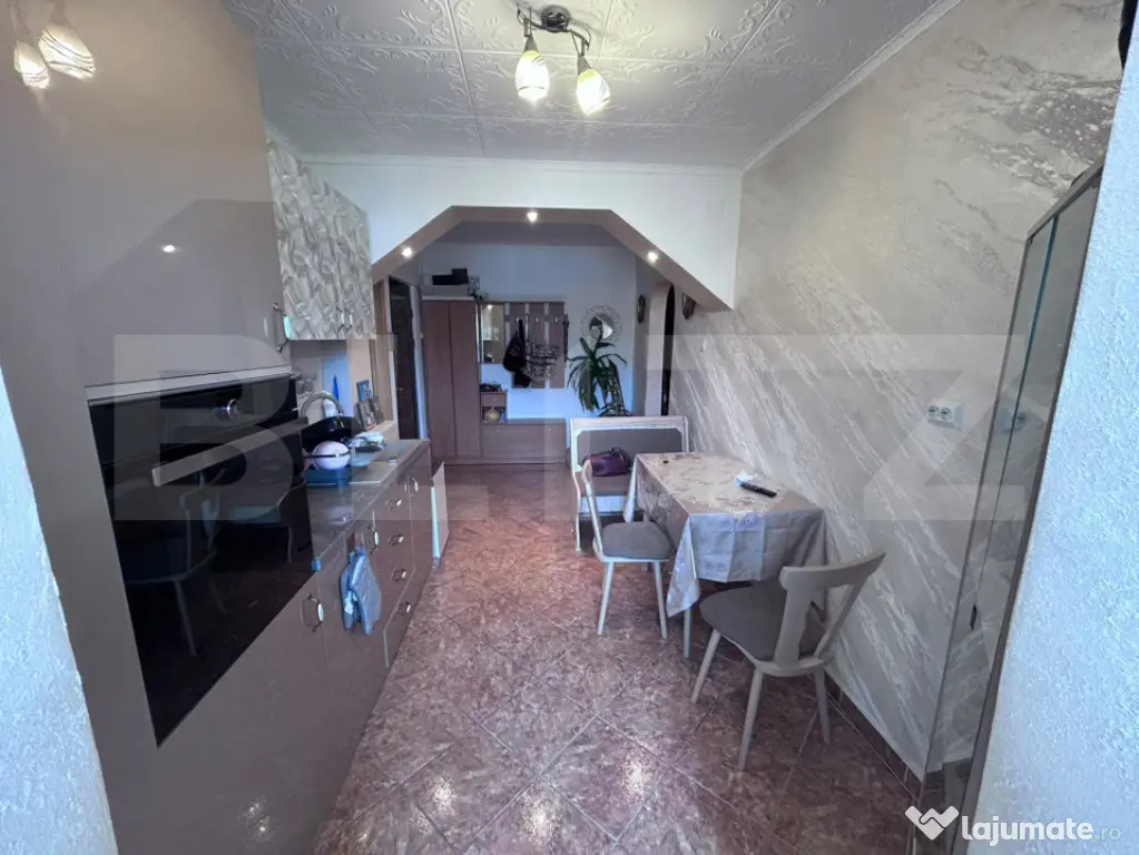 Apartament 3 camere, 63 mp, zona Centrală - Targu Jiu (Gorj)