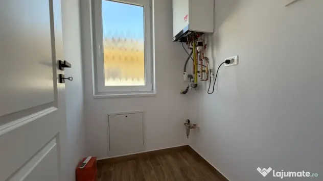 Duplex 120mp | Toate utilitatile | La asfalt | Finisaje supe - Mosnita Noua (Timis)