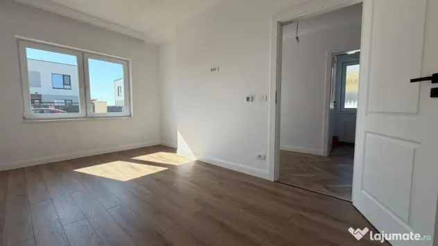 Duplex 120mp | Toate utilitatile | La asfalt | Finisaje supe - Mosnita Noua (Timis)