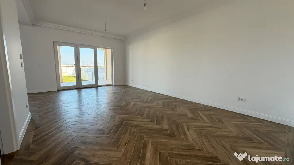 Duplex 120mp | Toate utilitatile | La asfalt | Finisaje supe - Mosnita Noua (Timis)