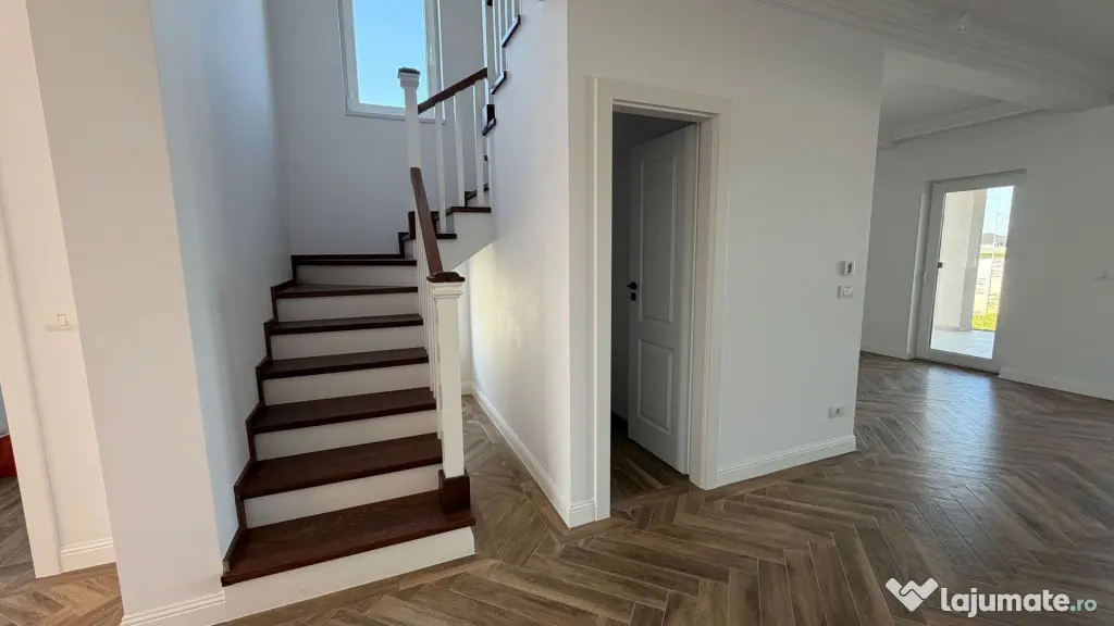 Duplex 120mp | Toate utilitatile | La asfalt | Finisaje supe - Mosnita Noua (Timis)