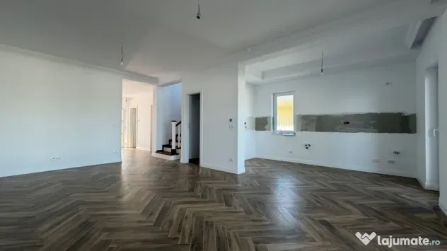 Duplex 120mp | Toate utilitatile | La asfalt | Finisaje supe - Mosnita Noua (Timis)