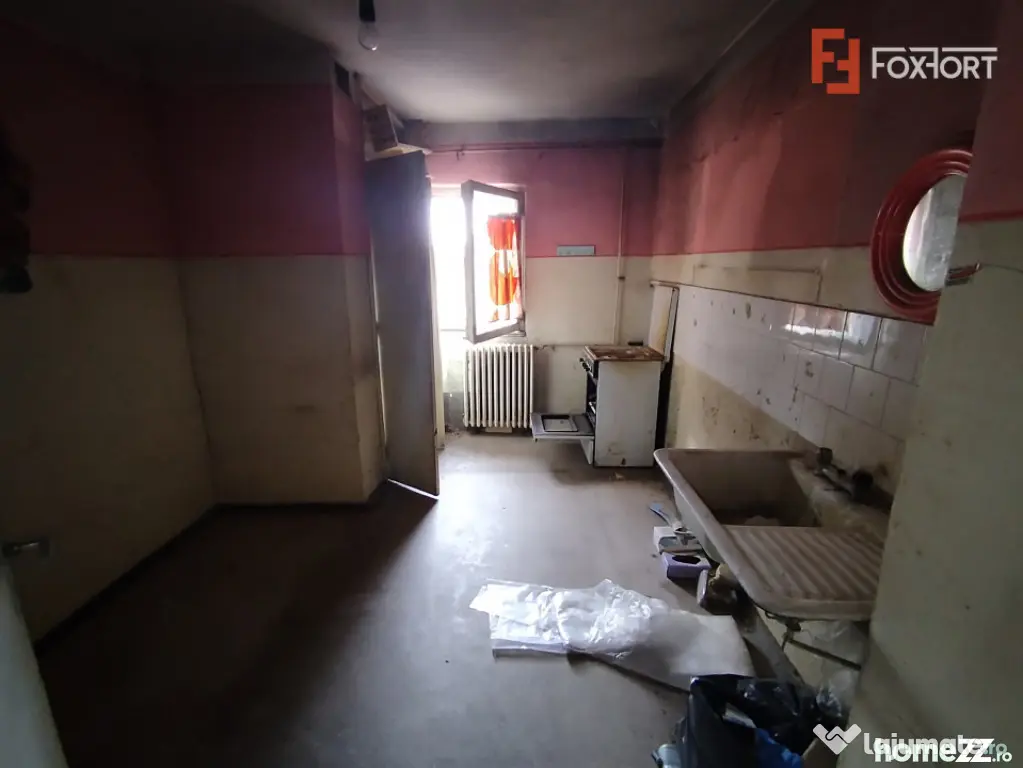 Apartament cu 3 camere de vanzare in Timisoara, zona Soarelu - Timisoara (Timis)